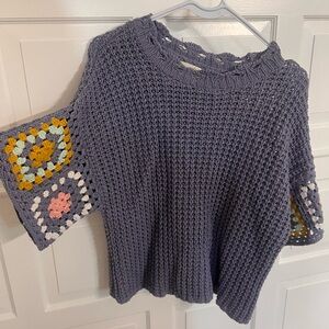 Universal Thread short sleeve crochet, costal grandma top.